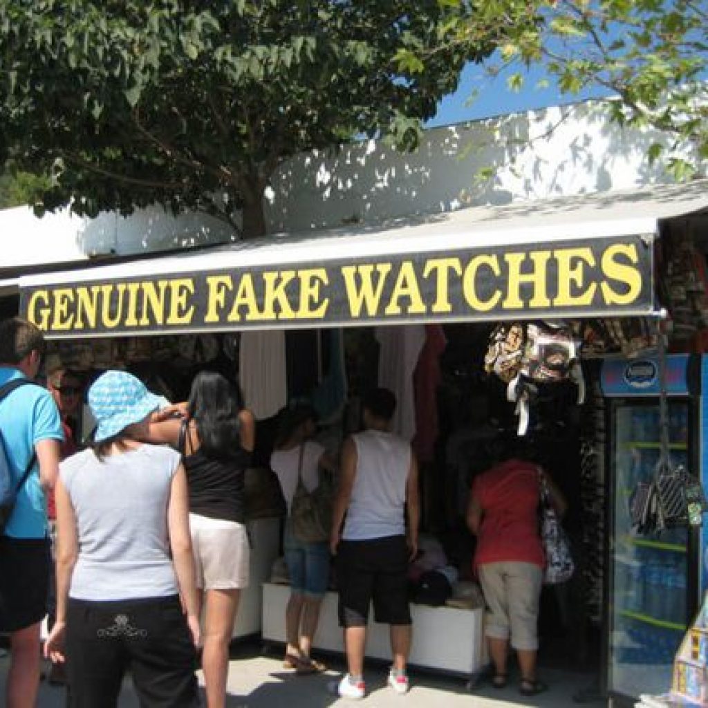 fakewatches- fake Sak Yant